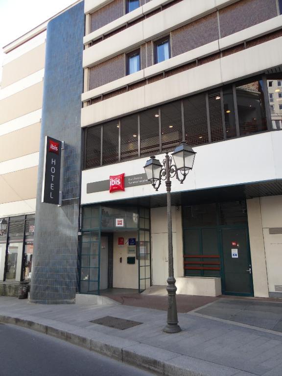 Hotel ibis Paris Pont de Suresnes Longchamp Extérieur photo
